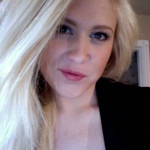 Meet your Posher, Katelyn